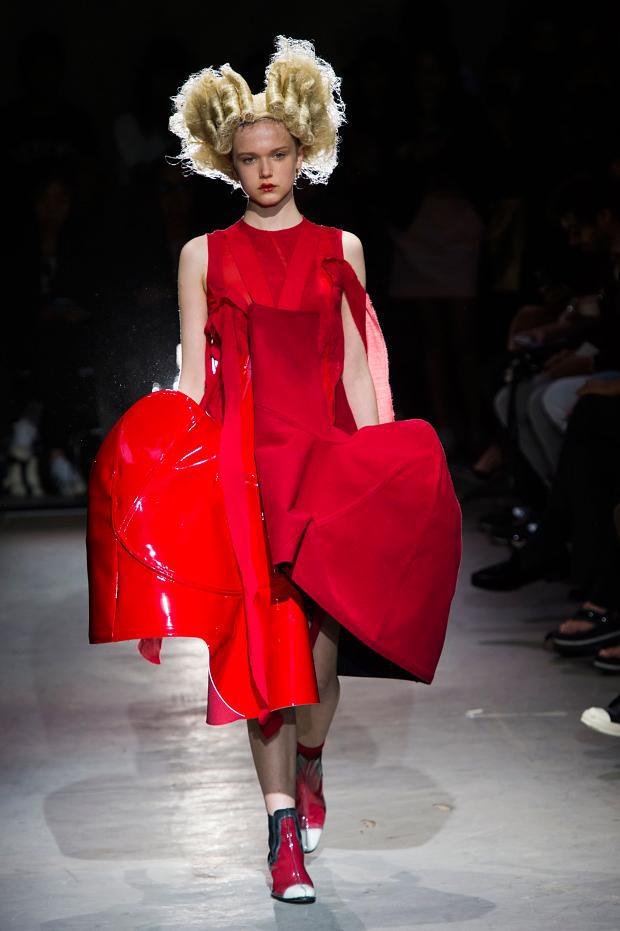 comme-des-garcons-spring-summer-2015-pfw13.jpg