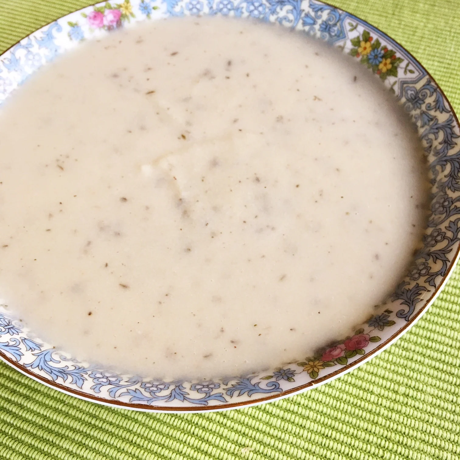 creamy cauliflower soup.jpg