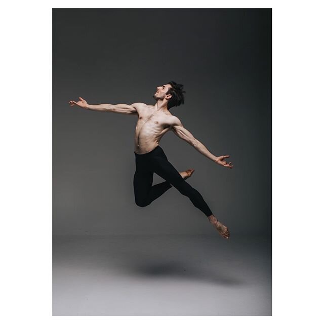 Music made visible, art in motion, and a most fundamental form of human expression &mdash;happy #internationaldanceday ! ✨With @lramos0416 earlier this year in the studio. &copy; Sam Zauscher @society_house. #dancer #worldwidedance #dancephotographer