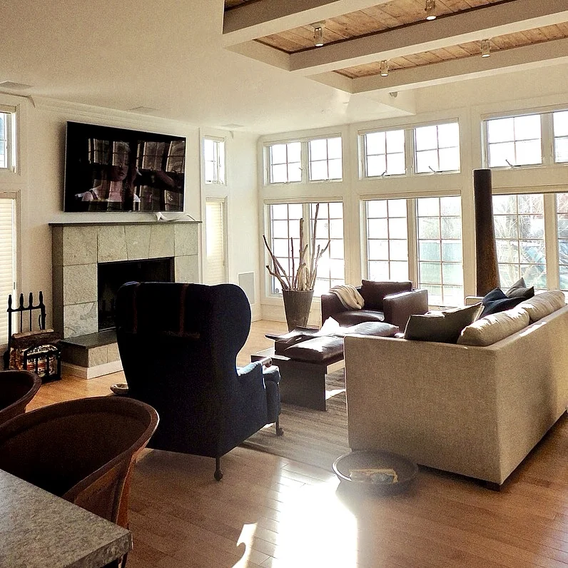 Carl Barnett Design/Studio