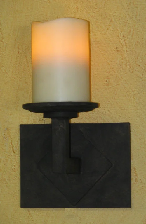 S115-Dominic-Single-Sconce-500x764.jpg