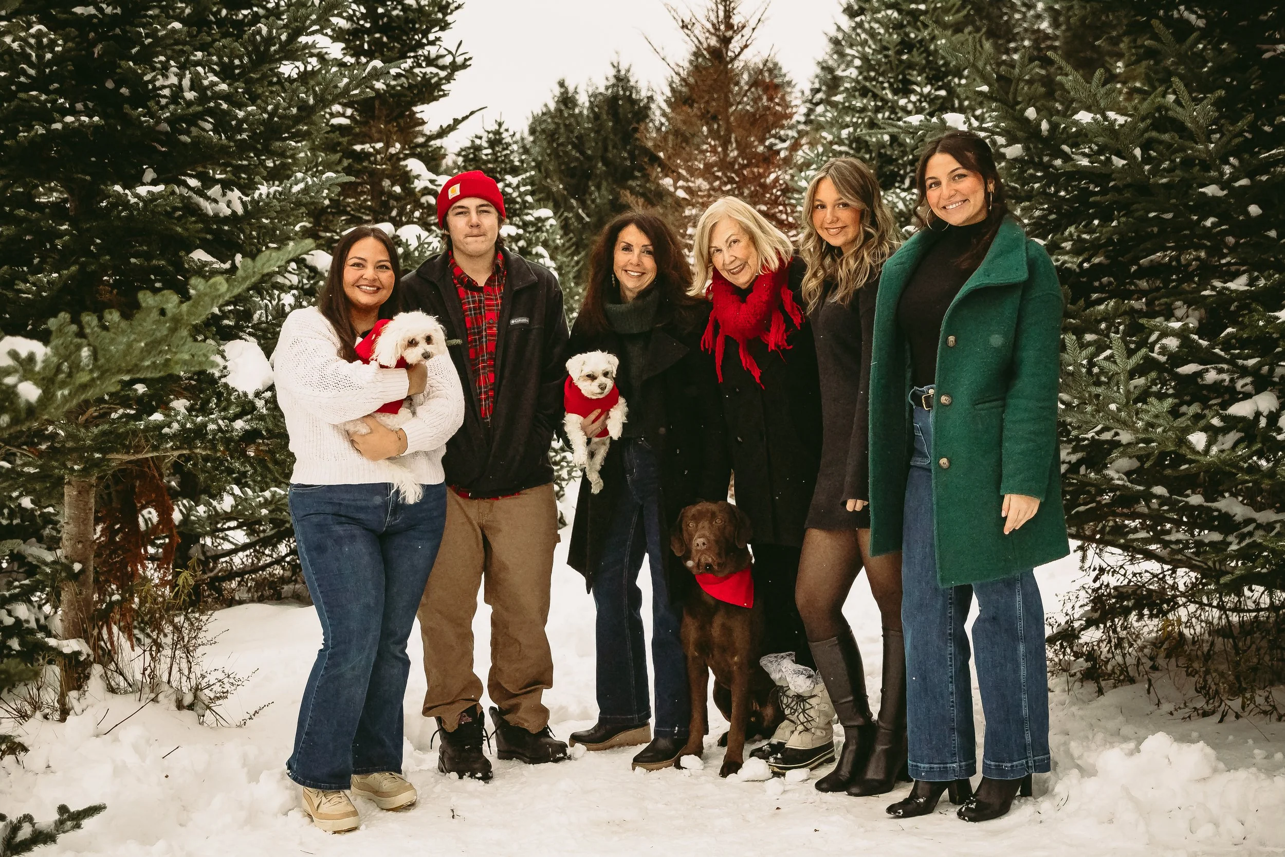 THE DEVINNEY FAMILY 2025.jpg