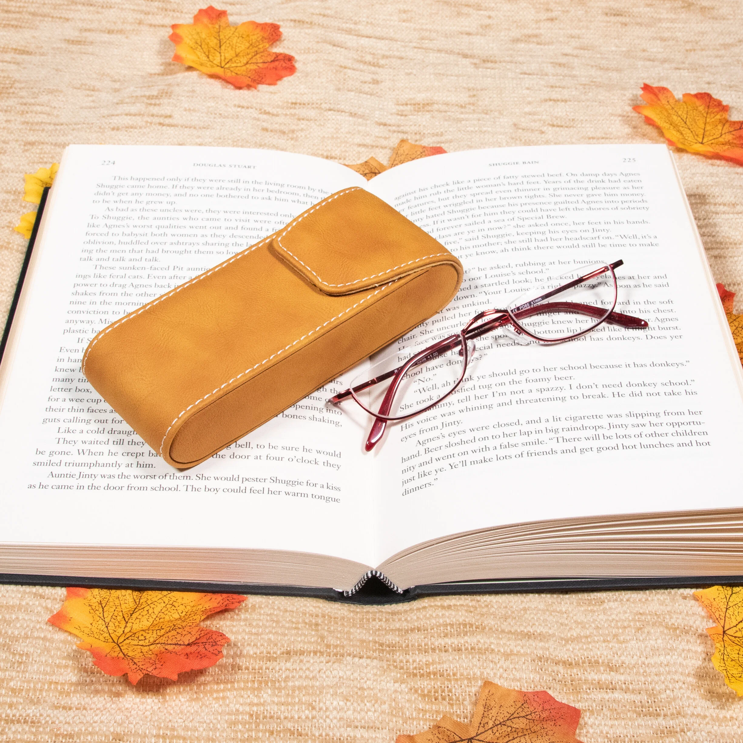Quality glasses case and readers UK