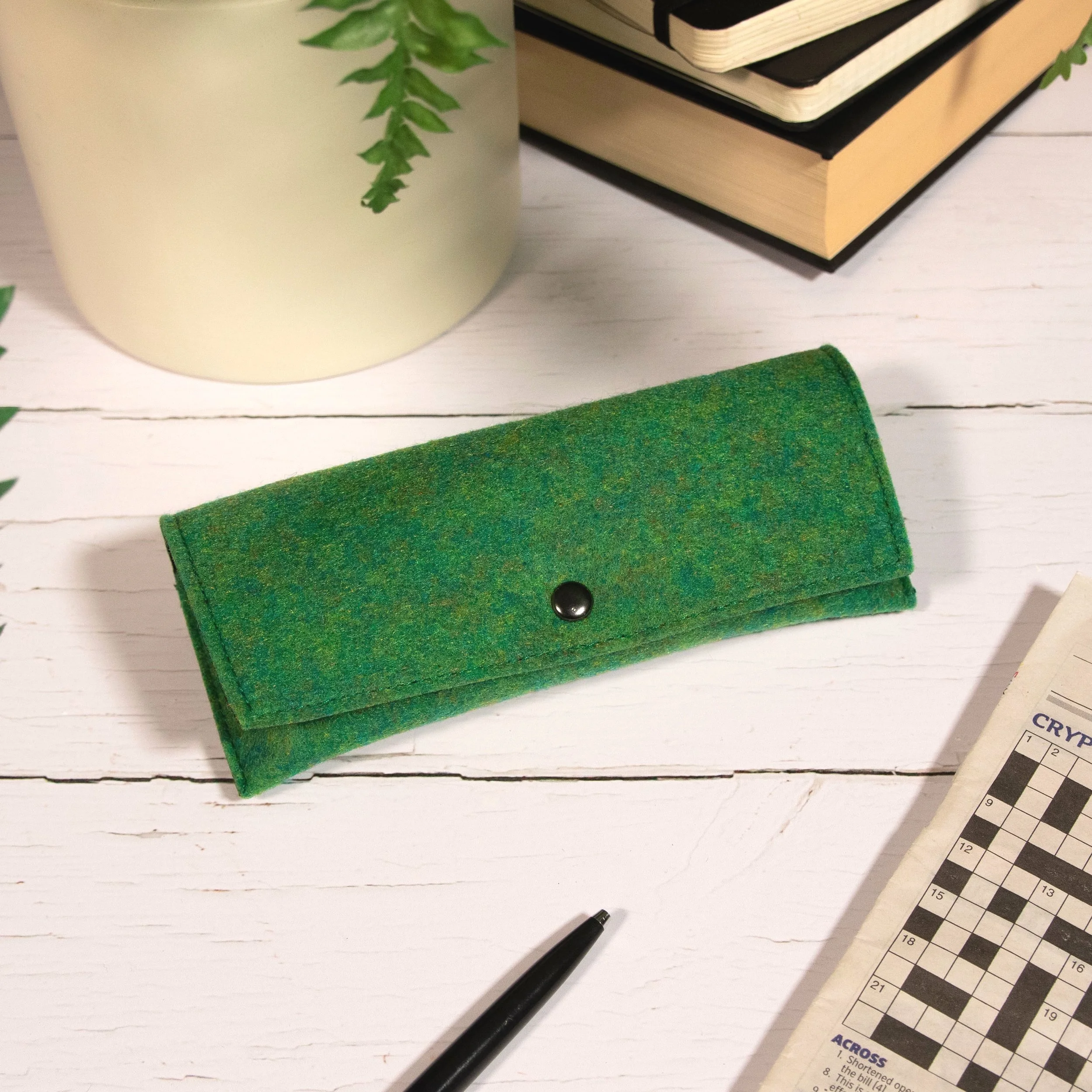 Sustainable glasses case made from eco friendly materials