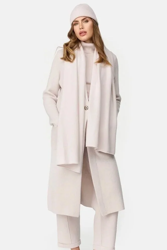 catnoir stickade plagg i lyxig ull