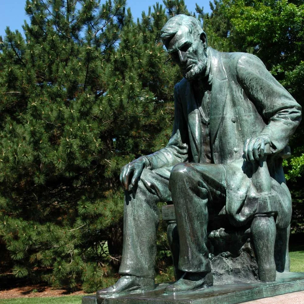 lincoln_statue.jpg