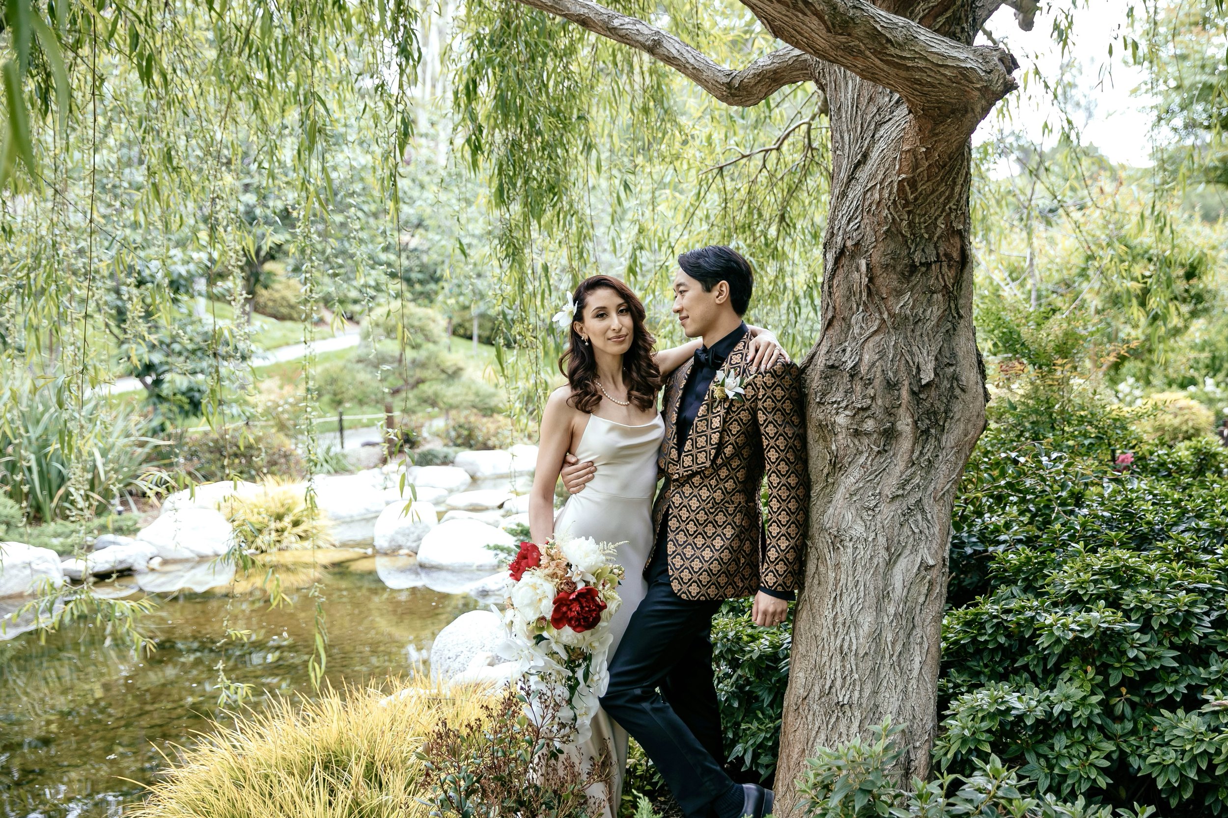 Leaf Wedding Photography - Willow Tree.jpeg