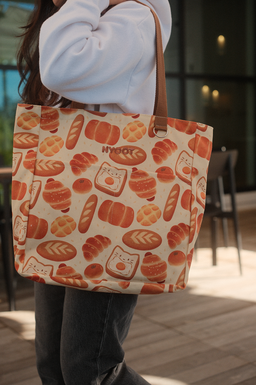 Product_Photo-Tote_Bag-Bread.png