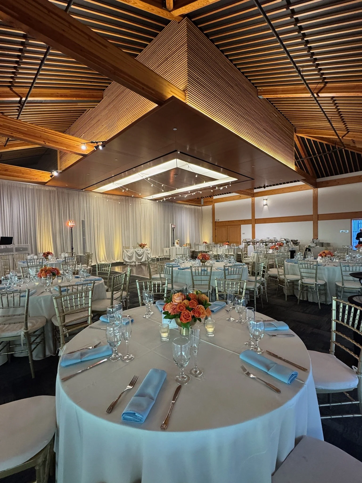 LG Half-Pavilion Waterdall Side Reception - BEL Drapery.jpg