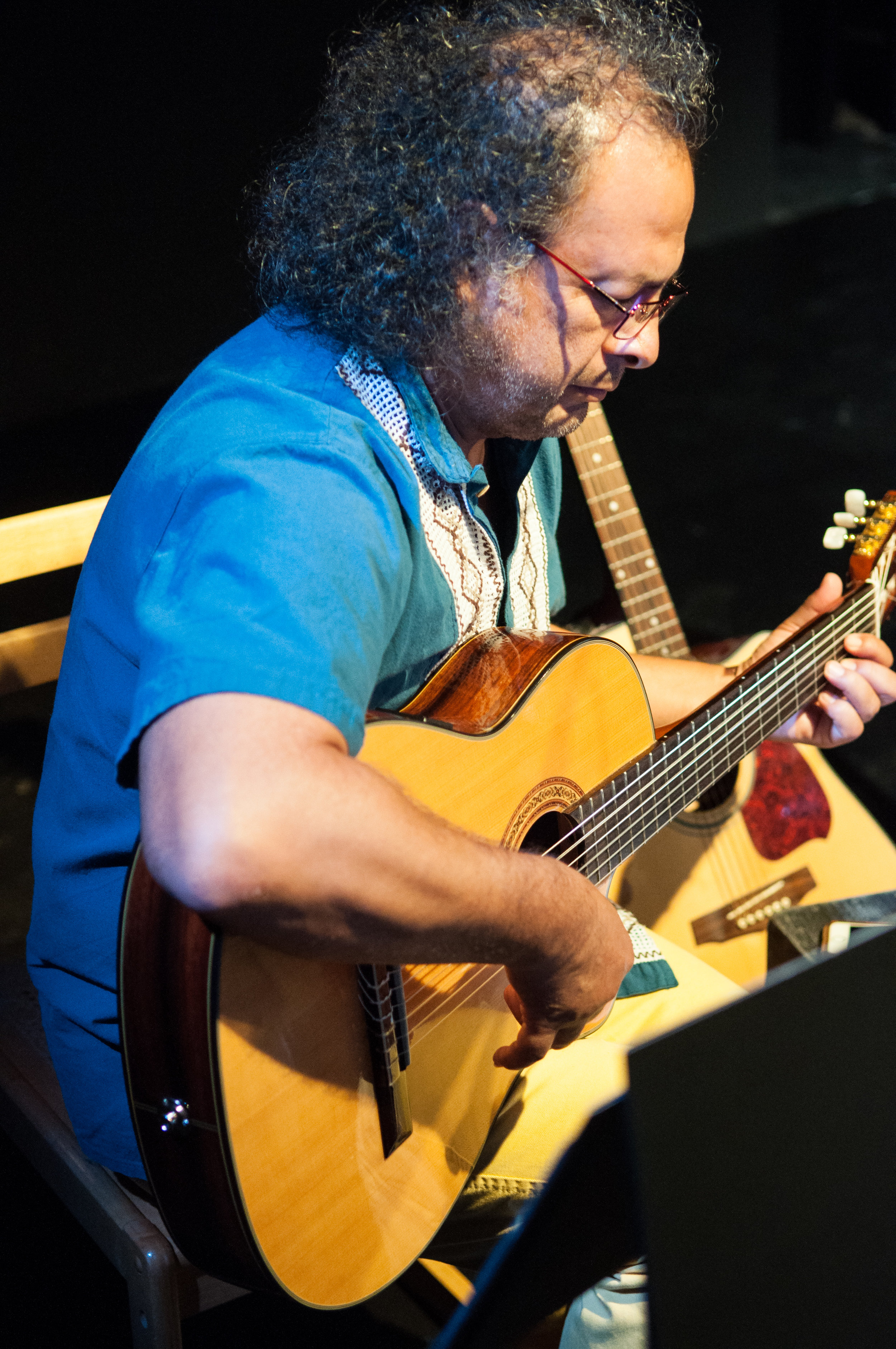 A huge thanks to Gerardo Calderon for his help with producing and writing the songs to accompany Voz Alta stories!