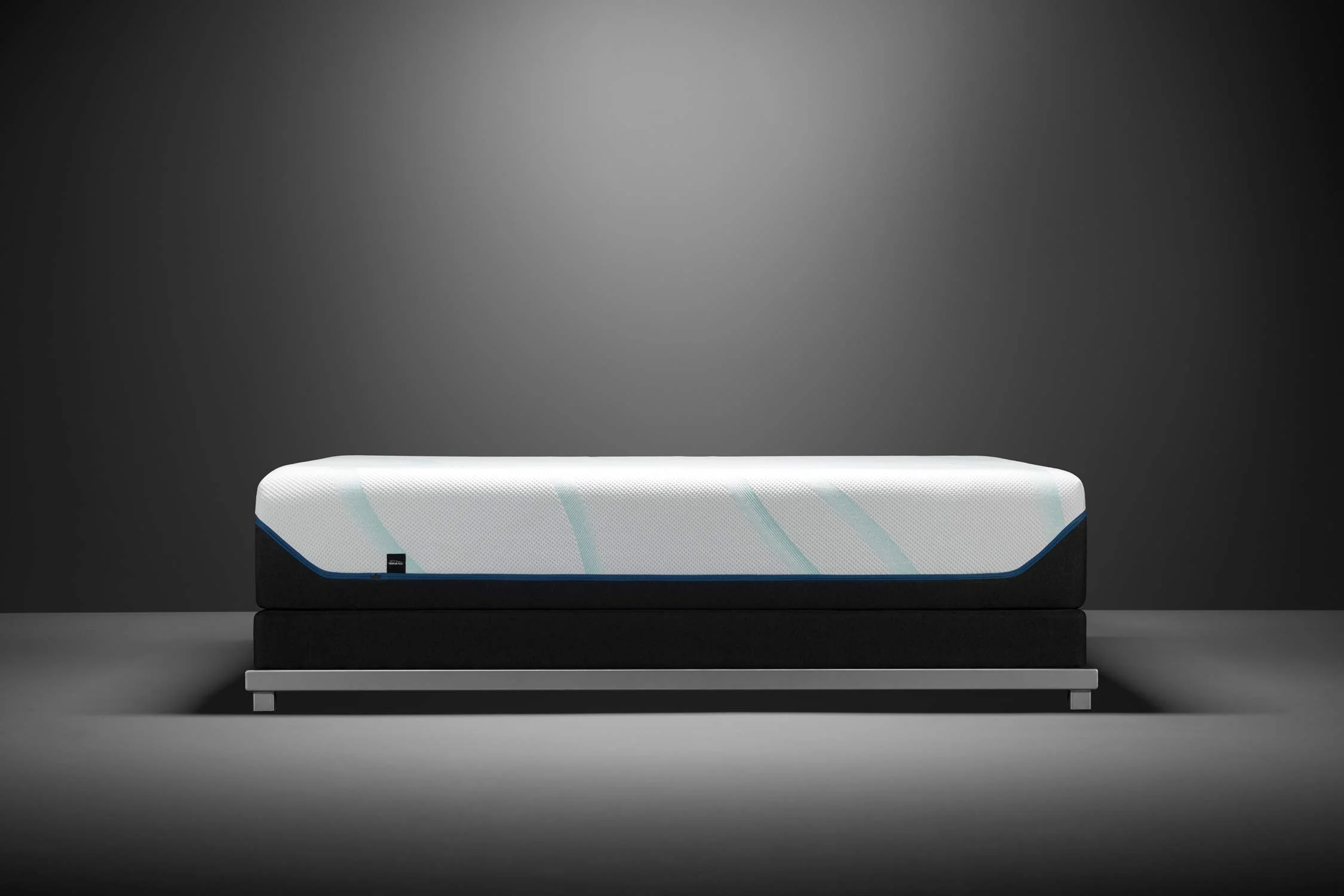 Tempurpedic_T3_LuxeAdapt_Soft_SILO_5InchFoundation_Profile_Charcoal_Queen_May18_5x7_6_15_2019_5_06_27_PM.jpg