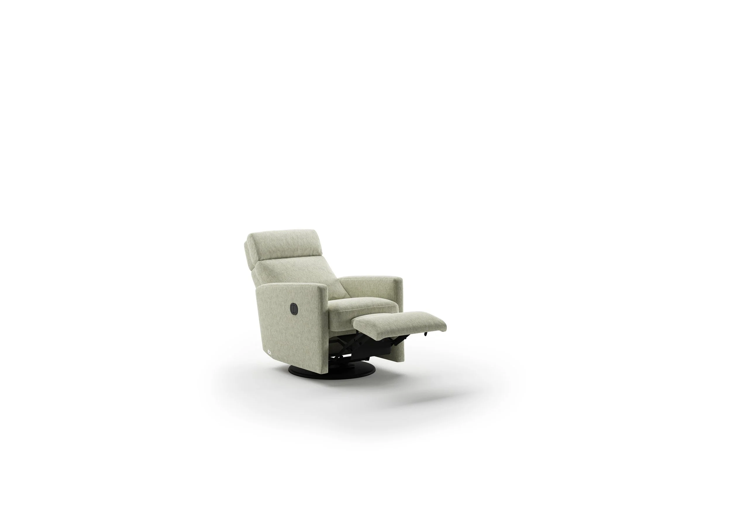 Luonto_Track_Recliner_Power_Opened_Loule616_Angle.jpg