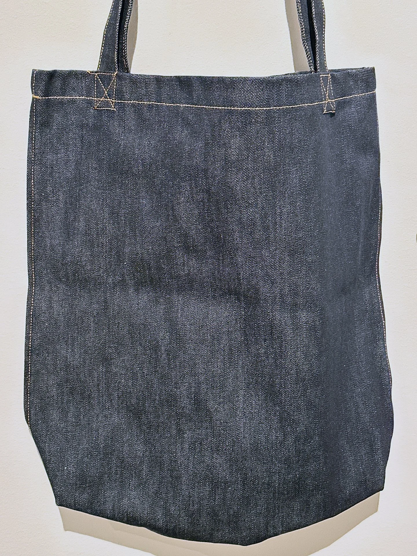 tote back.jpg