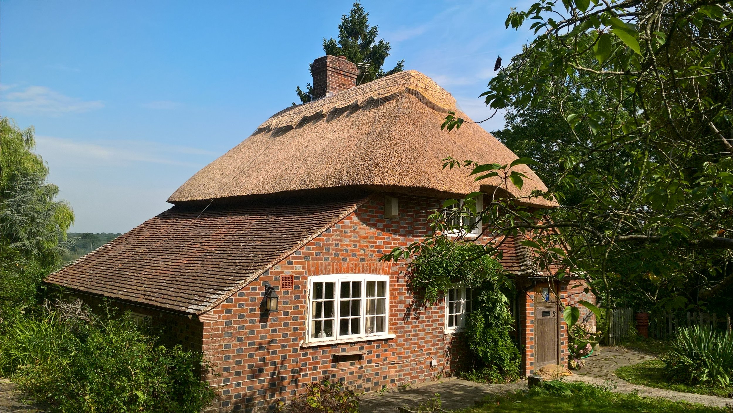 thatched cottage in east sussex
