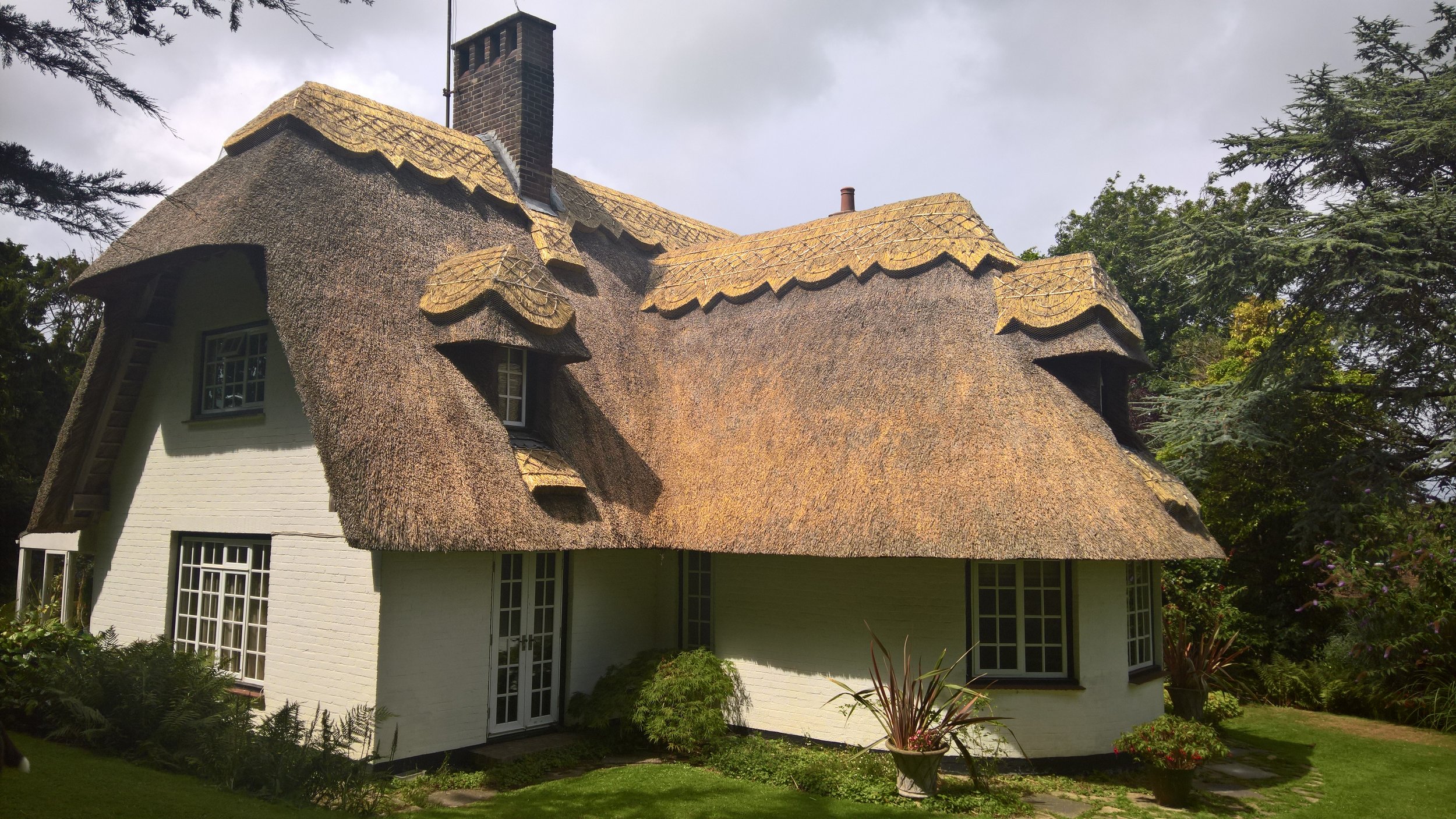 East sussex thatched cottage
