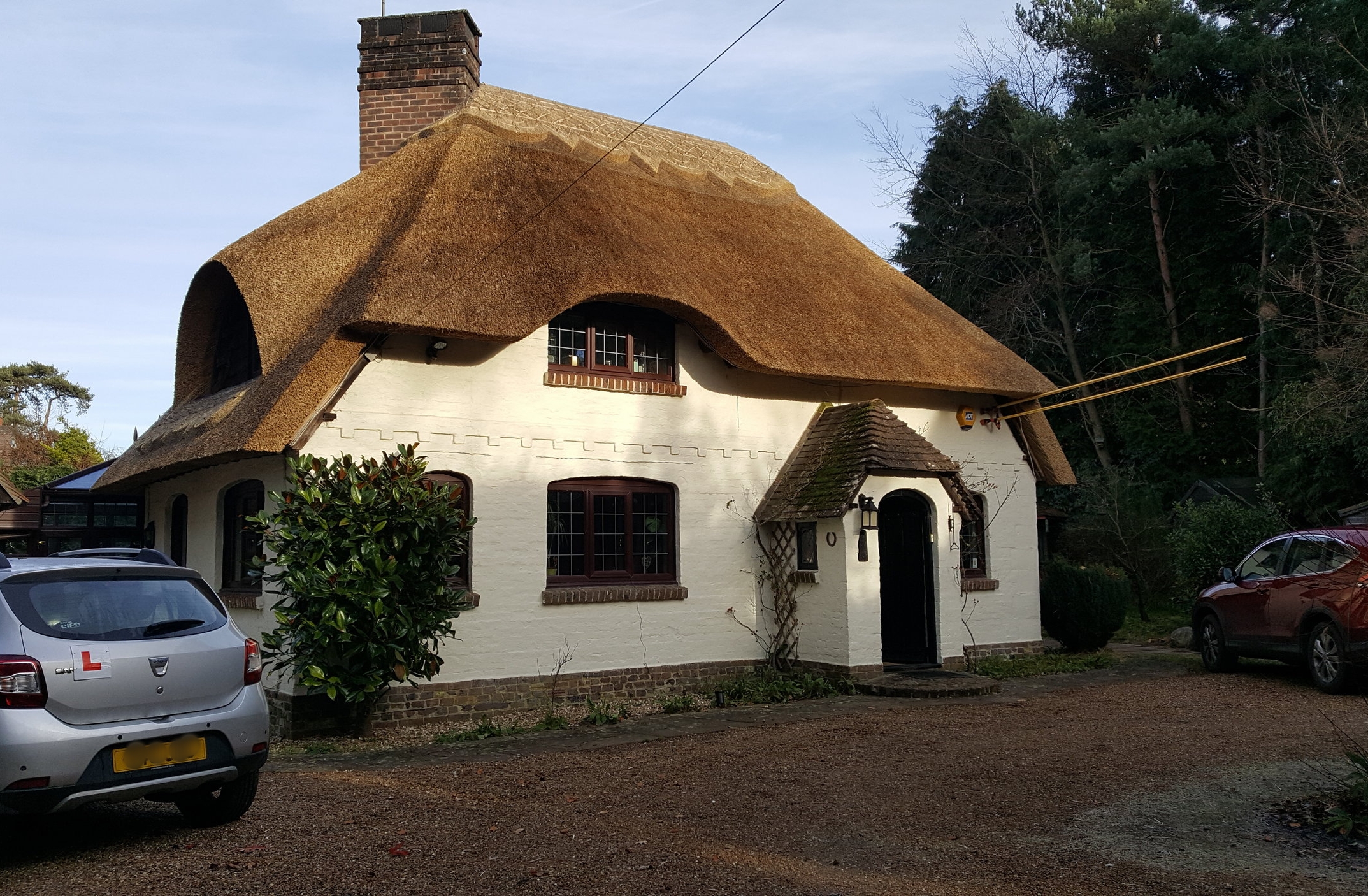 west sussex thatched house