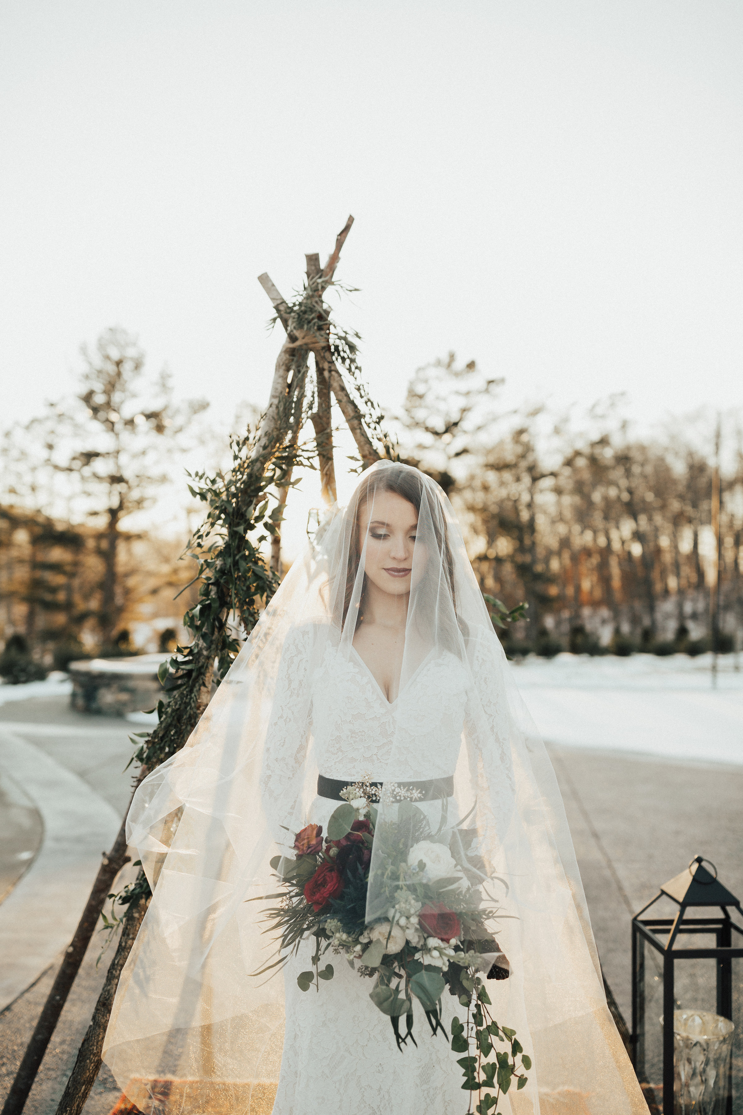 Joy-Unscripted-Wedding-Styled-Shoot-Celestial-Winter-85.jpg
