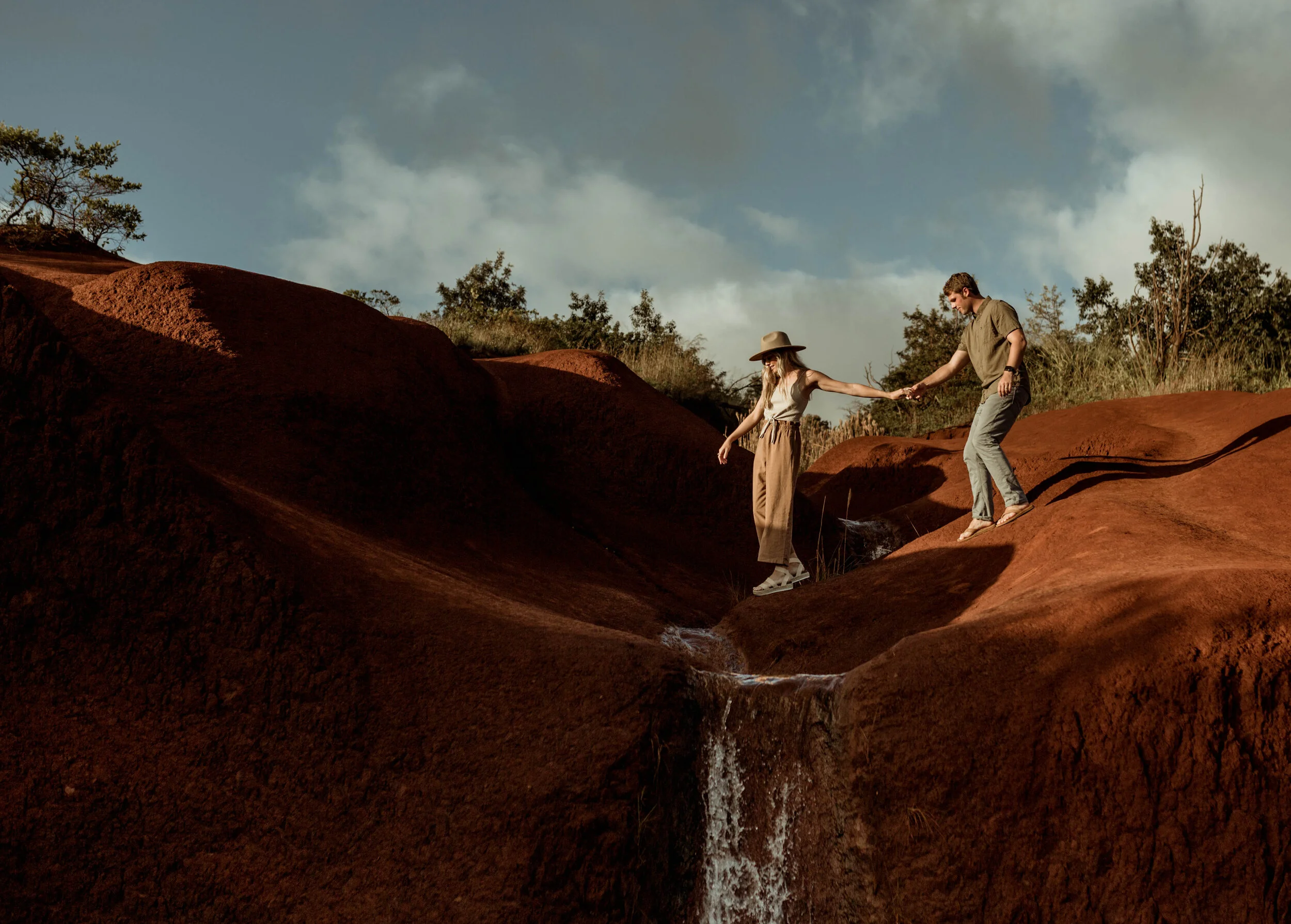 Adventurous Couples Session in Waimea Canyon, Kauai // Maggie &amp; Landon