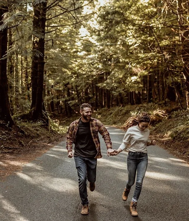 Exercise question: I accidentally ran into a cupboard the other day, does that qualify as physical activity? 🤷🏼&zwj;♀️
.
.
.
.
#oregoncoastcouplesphotographer #oregoncoastphotographer #canonbeachengagementsession #oregoncoastweddingphotographer #or