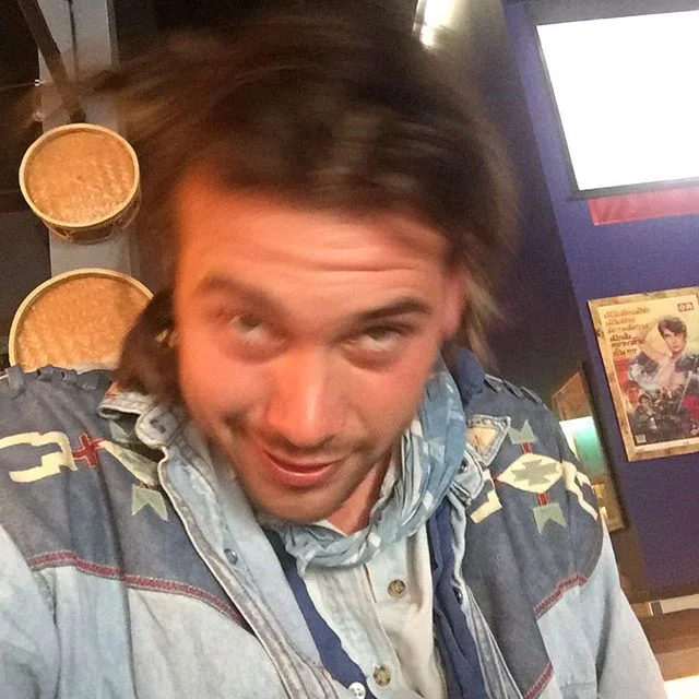 Scorpion cup tiki lounge