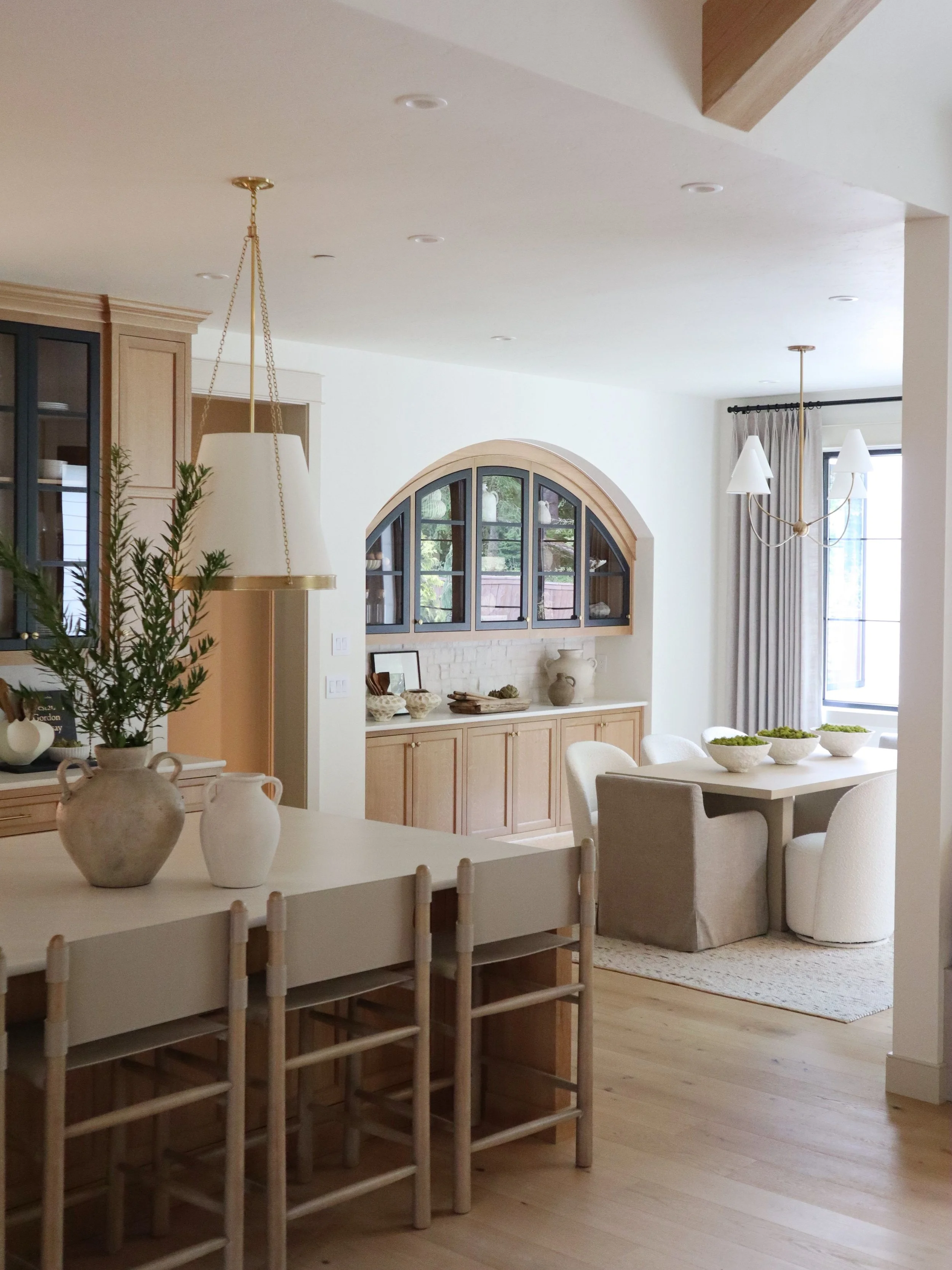 The wait is OVER! These photos have been sitting on my camera for way too long, and I finally got around to getting them off and sharing them with you!

And not to brag&hellip; but I think my photography skills are starting to compete with my staging