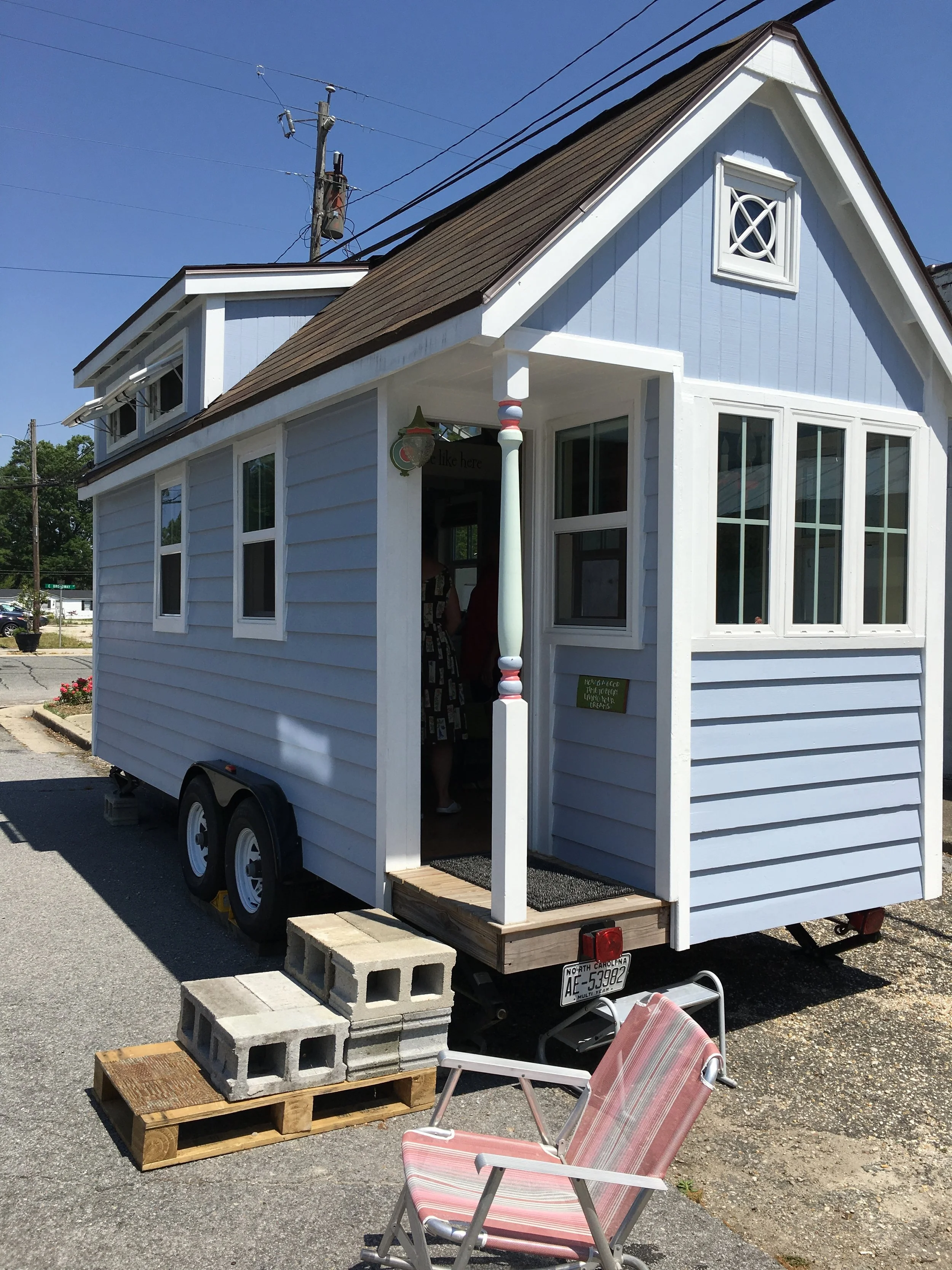This awesome tiny home belongs to our new friend Patti. You can find it tailgating at football games or parked alongside the banks of the Cape Fear river in Wilmington.