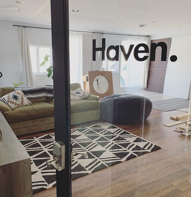 So excited for how our Haven Studio is turning out! It will be available to rent in two hour time blocks within a couple weeks! Message me if you are interested! #centralillinoisphotographer #centralillinoisvideographer #creativespace #naturallightst