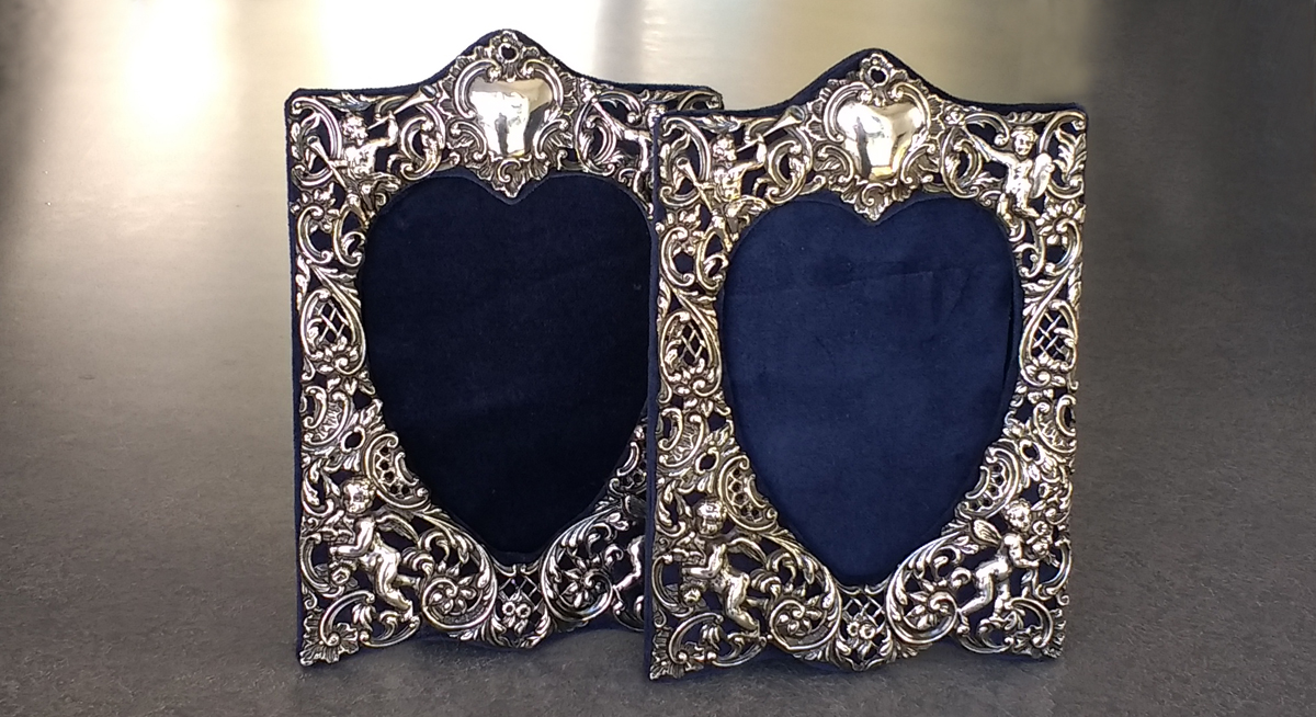 Craig Frames Revival 2-Inch Wide Tarnished Antique Silver Picture Frame – FM97SI