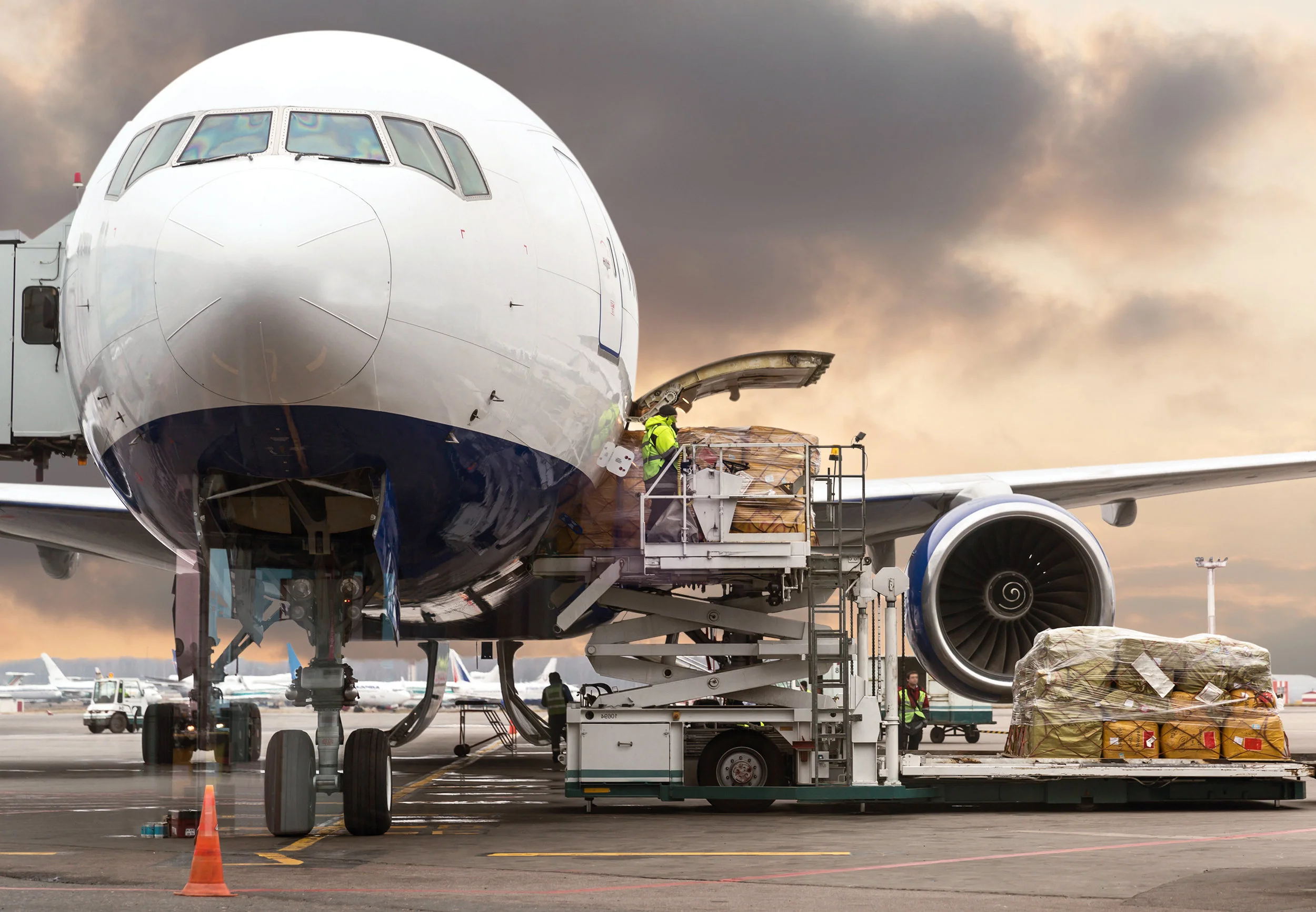 Stiff Competition for Air-Cargo Space