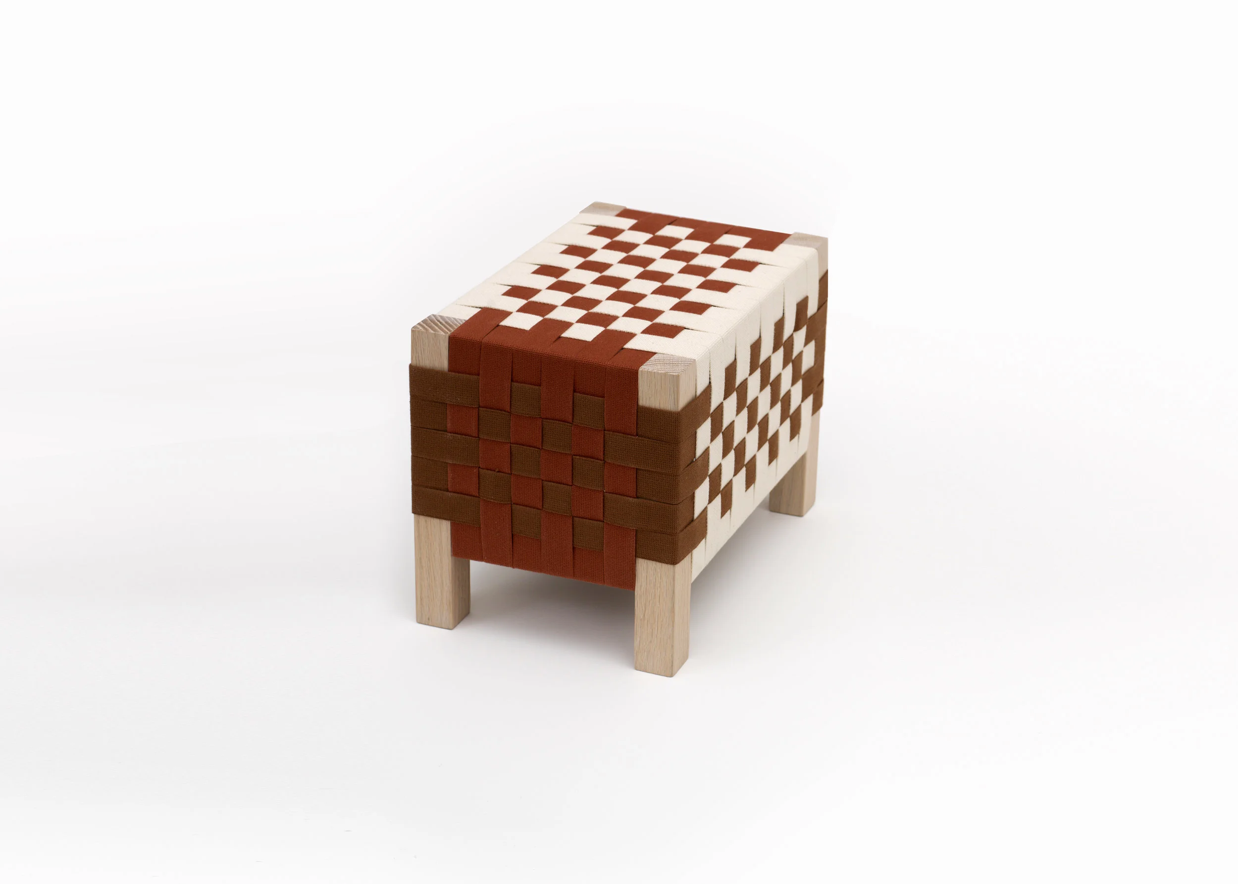 Ladies & Gentlemen Studio_woven stool_2.jpg