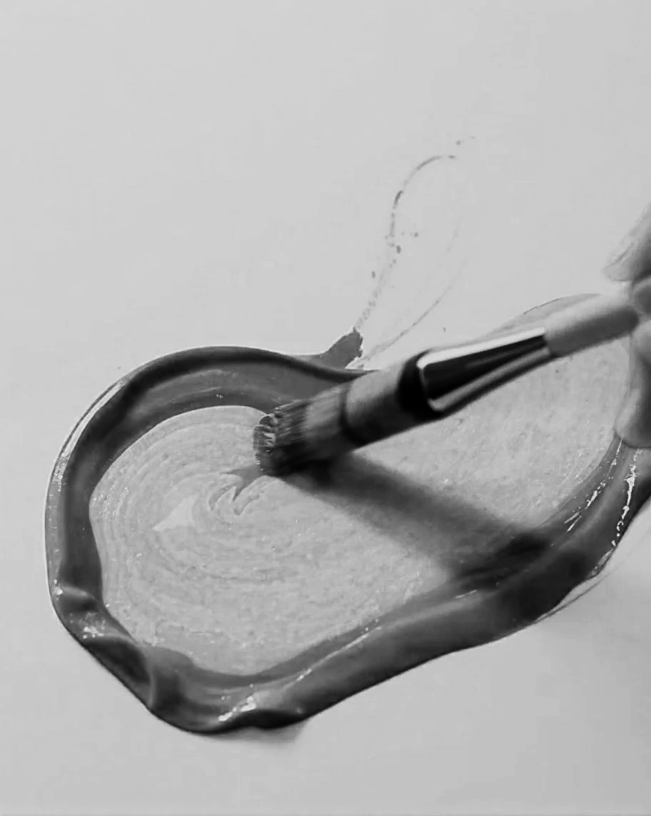 Where art meets therapy - The difference between art-making and art therapy