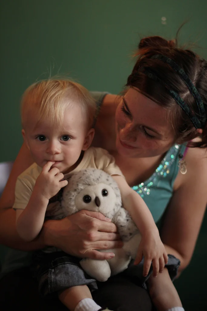 Amber Ray (Mom) and Rowan Gabriel (Baby) - by Jami Carlson
We just moved here from So-IL, and were drawn to the town because it resembles home down south. We spend our time dancing around the house, making messes in the kitchen, and generally having a good time in our new Ypsitucky home.