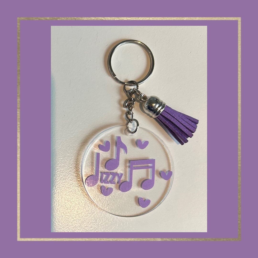 Keychain for a music loving person 🎶🎵🎶🎵

#creativeali