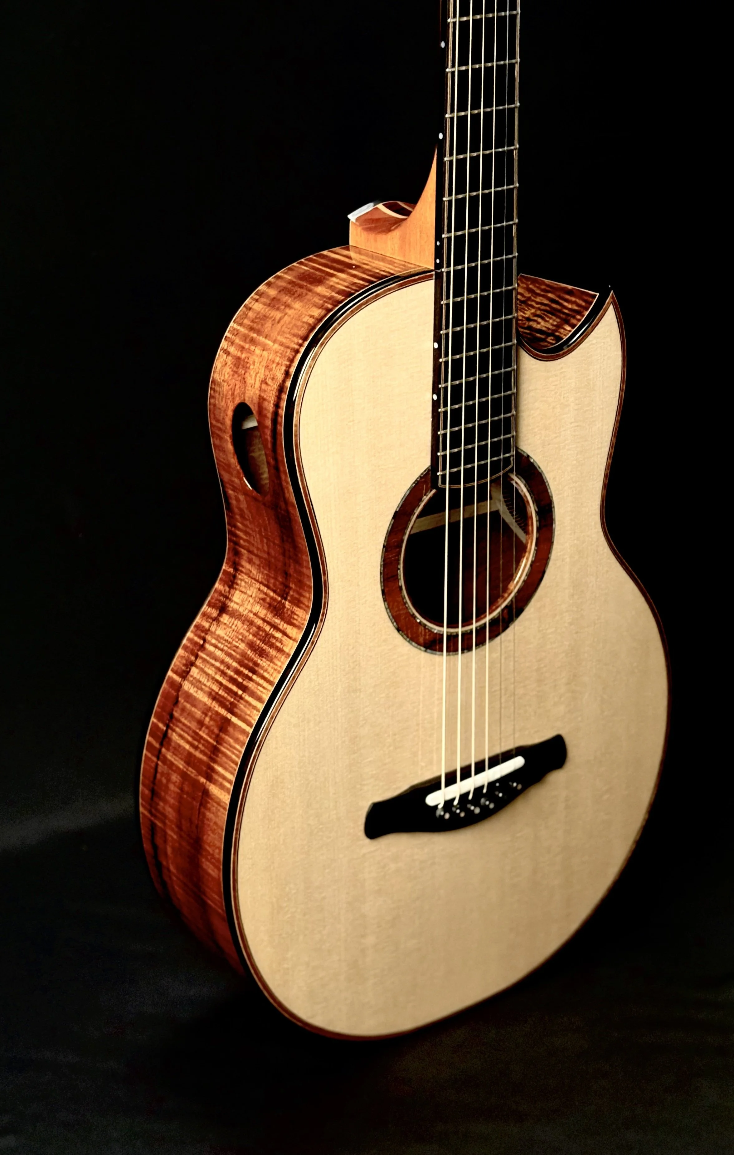 SP sitka:koa front body.jpg