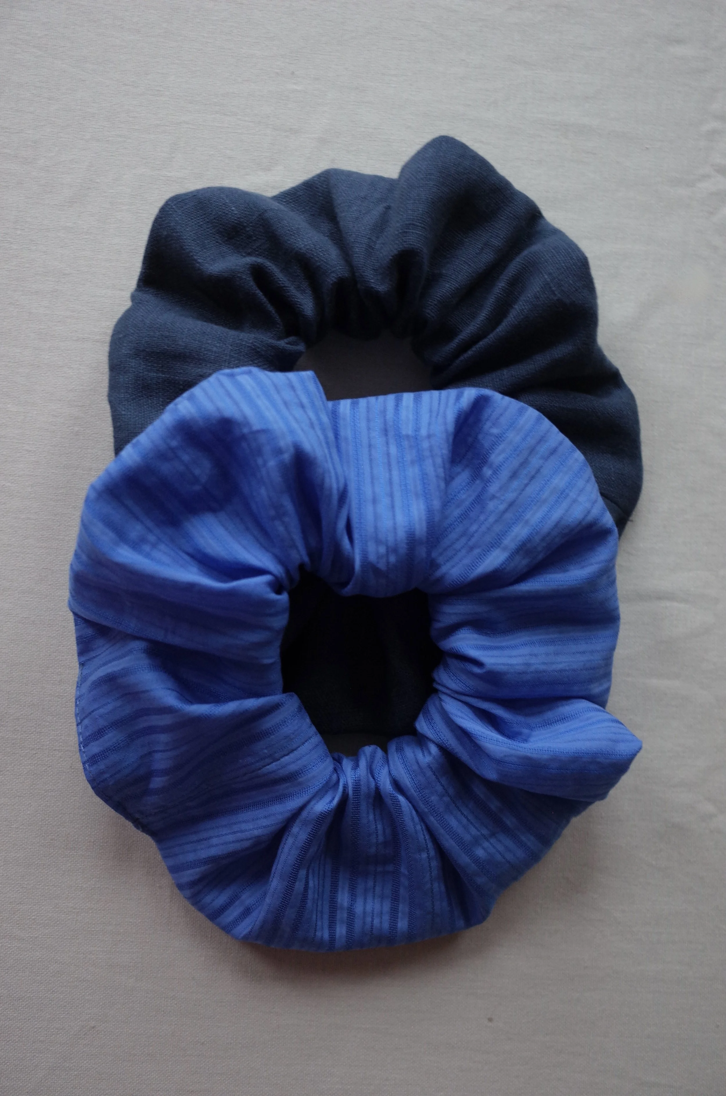 Medium Scrunchies - Set of 2