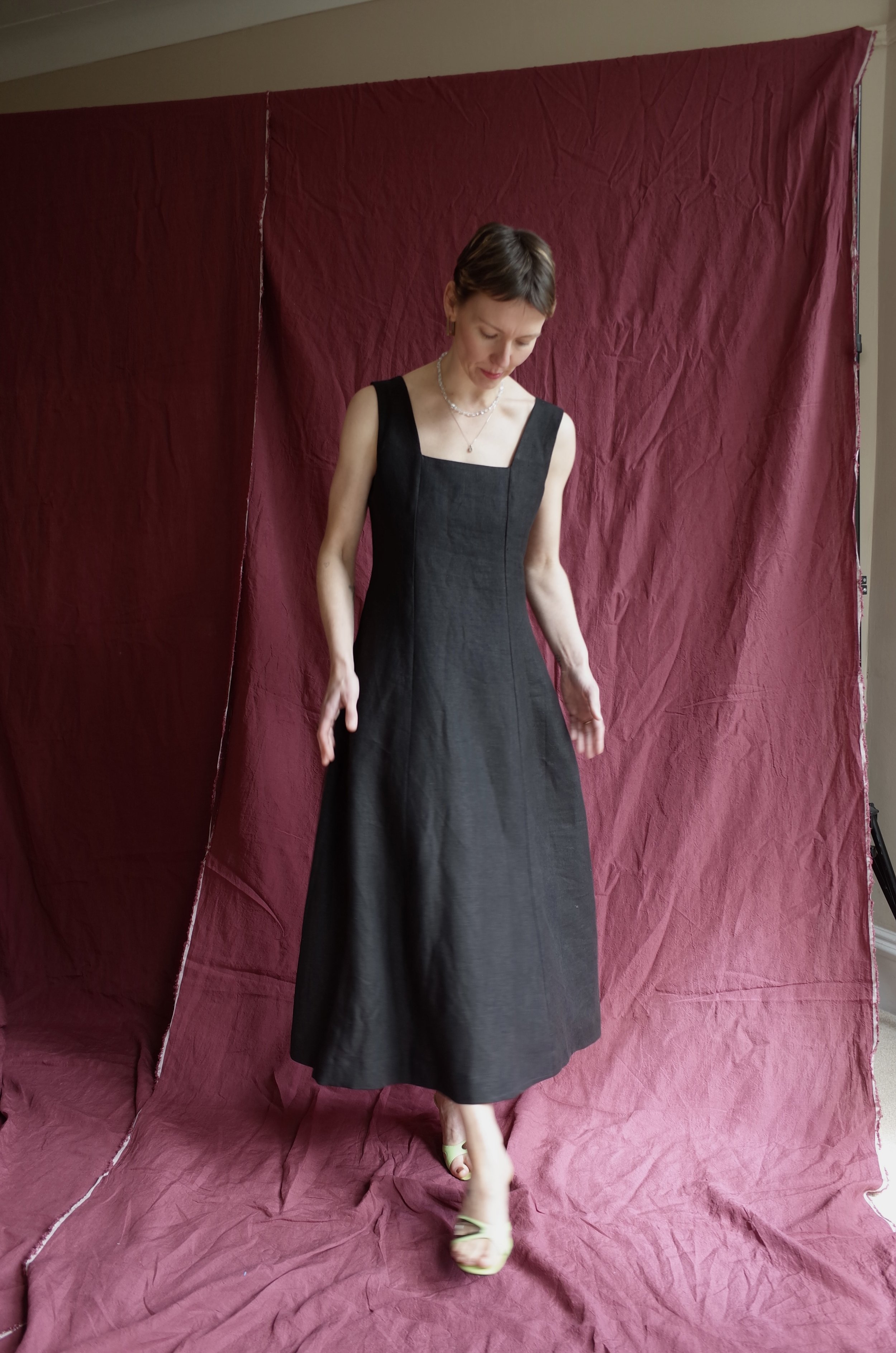 Pre order - Clara dress - Black linen
