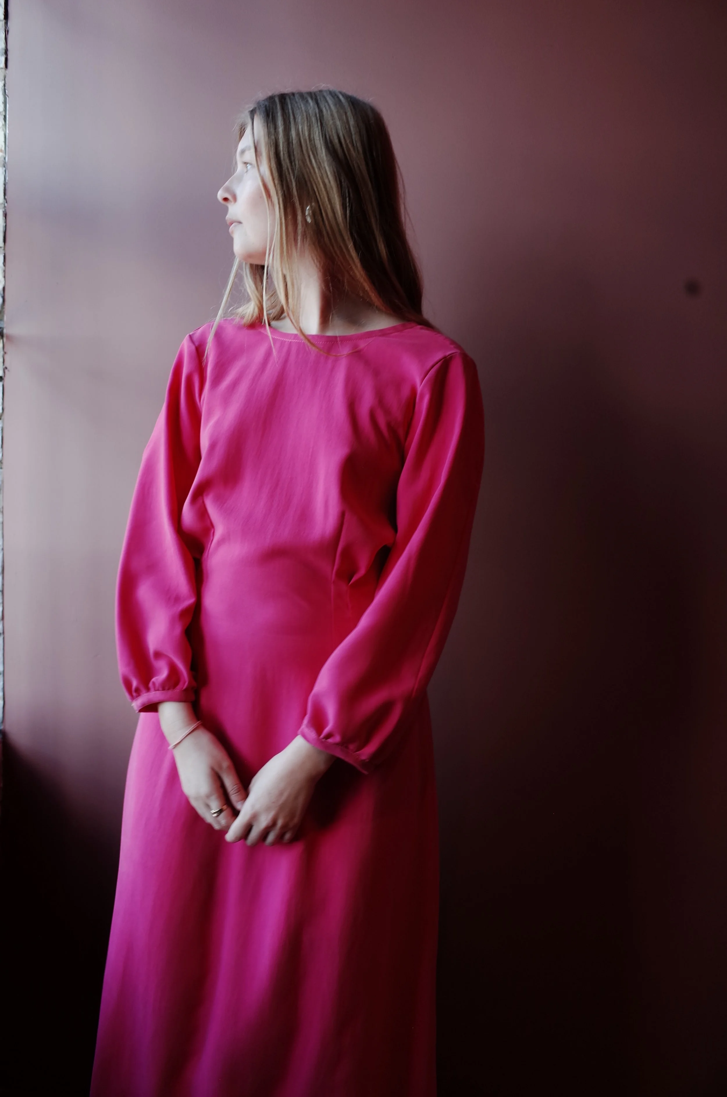SAMPLE - Hazel dress - Raspberry 100% sandwashed silk