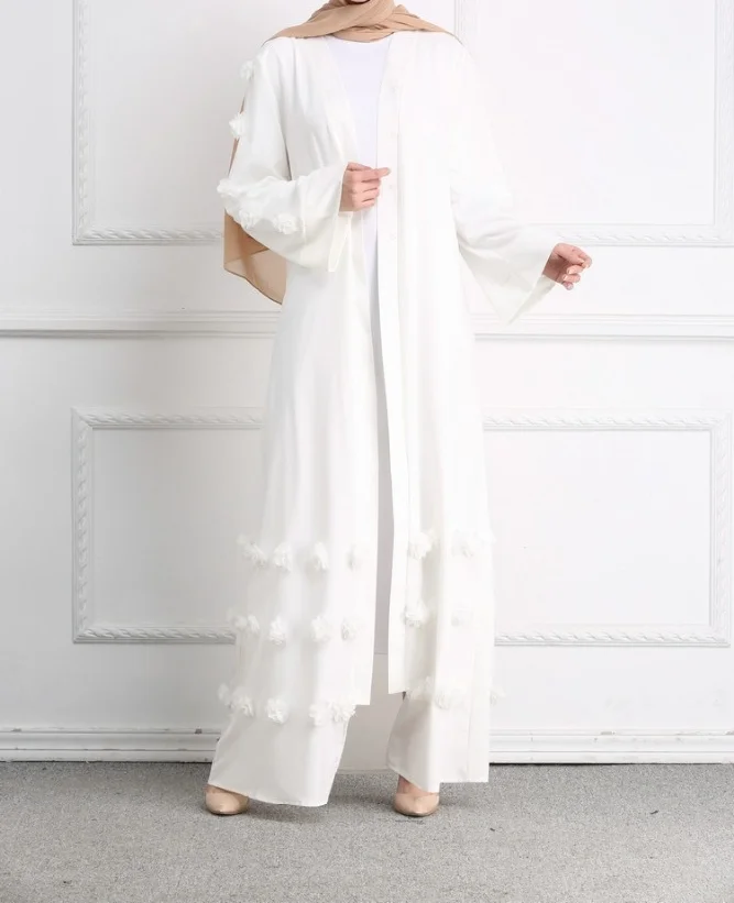 white flower.jpg