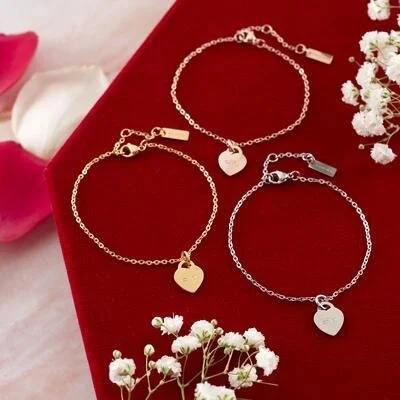 4E52A8BA-5120-4AC5-A274-31684CC59A6A