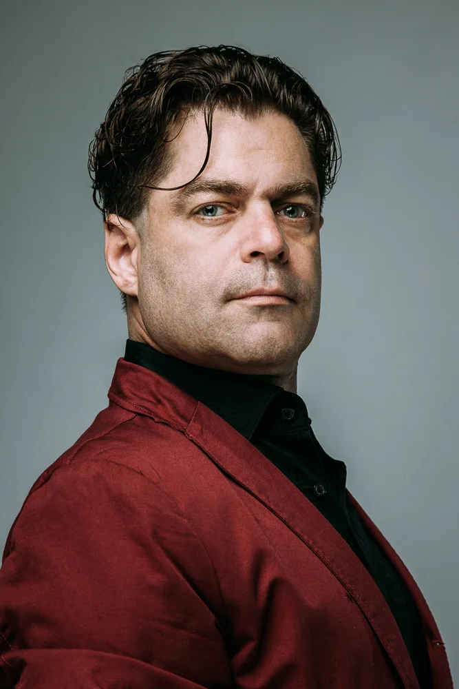 Editorial portrait of a musician by Seattle editorial photographer Olli Tumelius