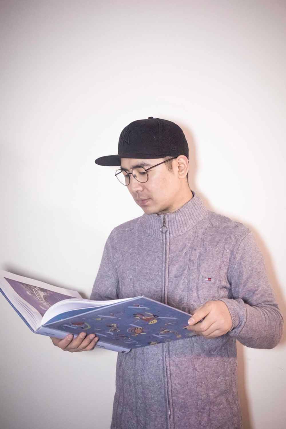  HIS ROLE IN TIAC:  Ren joined TIAC in late 2017 as the Social Media Manager of TIAC’s Chinese channels. He is in charge of producing content mainly for the WeChat platform in order to keep TIAC’s Chinese audience updated. He also takes care of the v