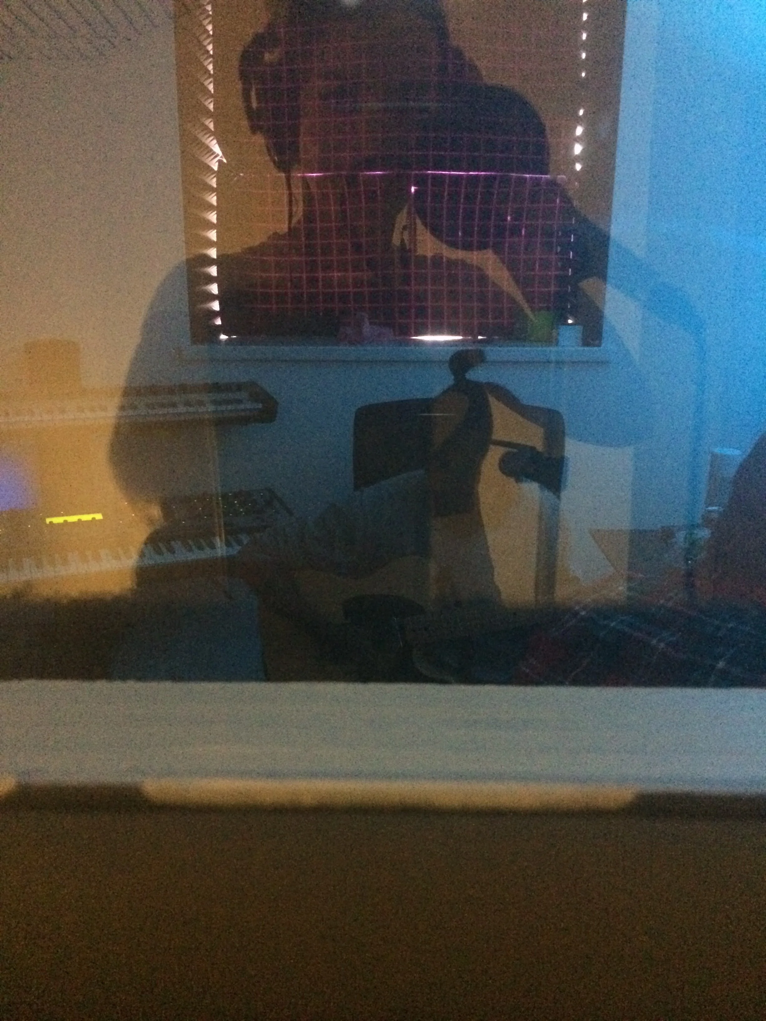 Jamie Jazz bun and my reflection