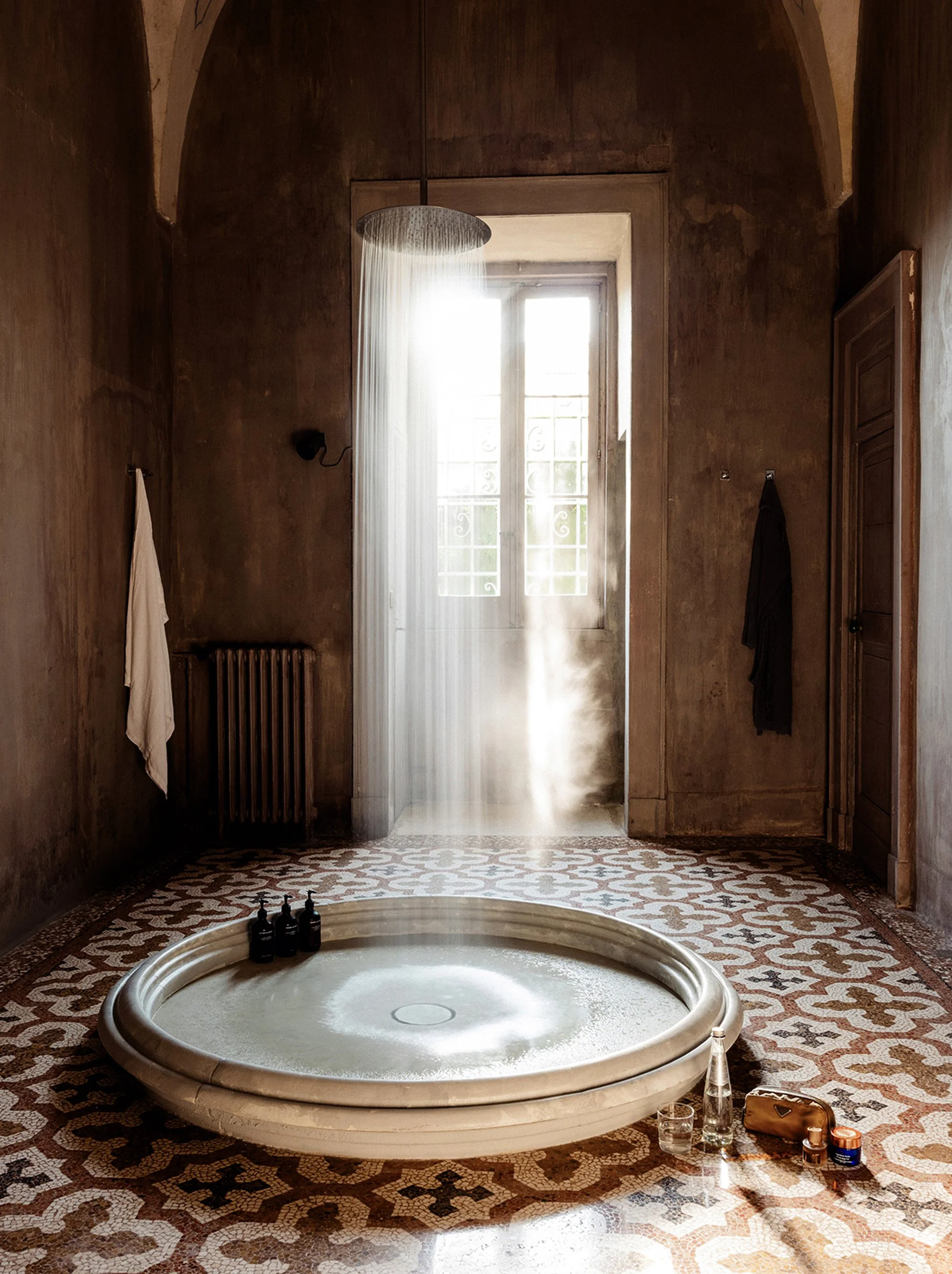 DESIGN HOTELS COVER.jpg