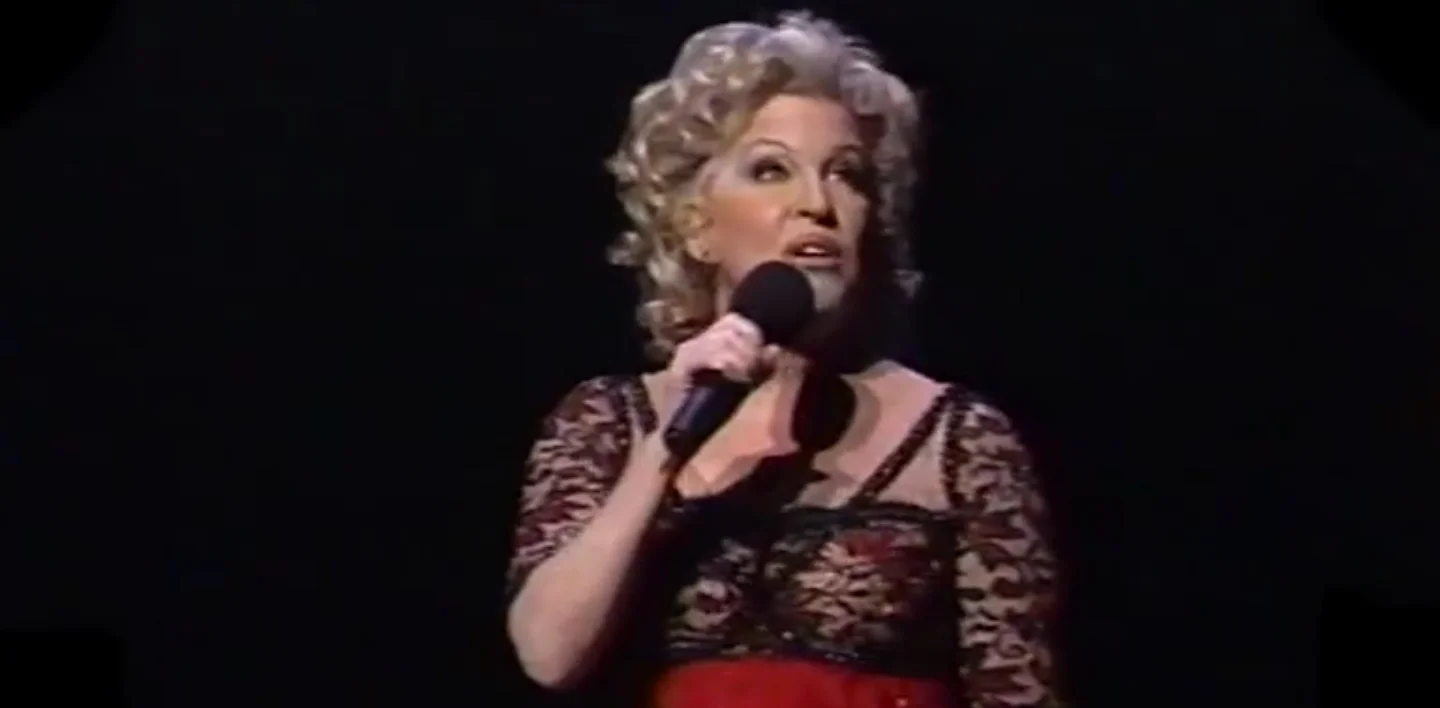 Bette Midler singing "I Regret Everything" (Divine Miss Millennium Tour)