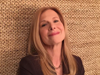 PASTE MAGAZINE GIVES PEGGY A RAVE REVIEW! "STUNNING" "A HIT"