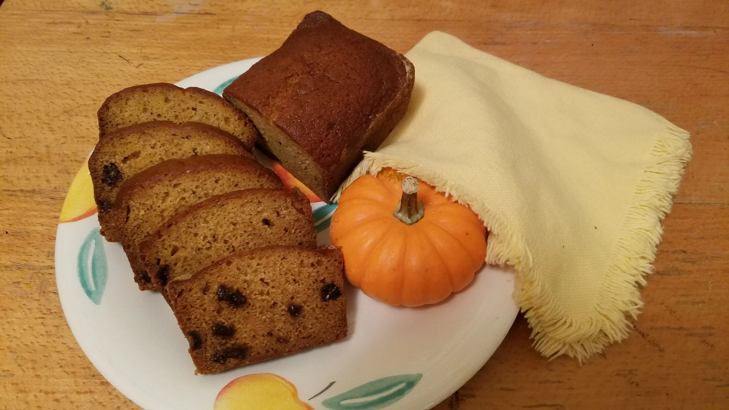 Let’s Go Bake Robin’s Favorite Pumpkin Bread!