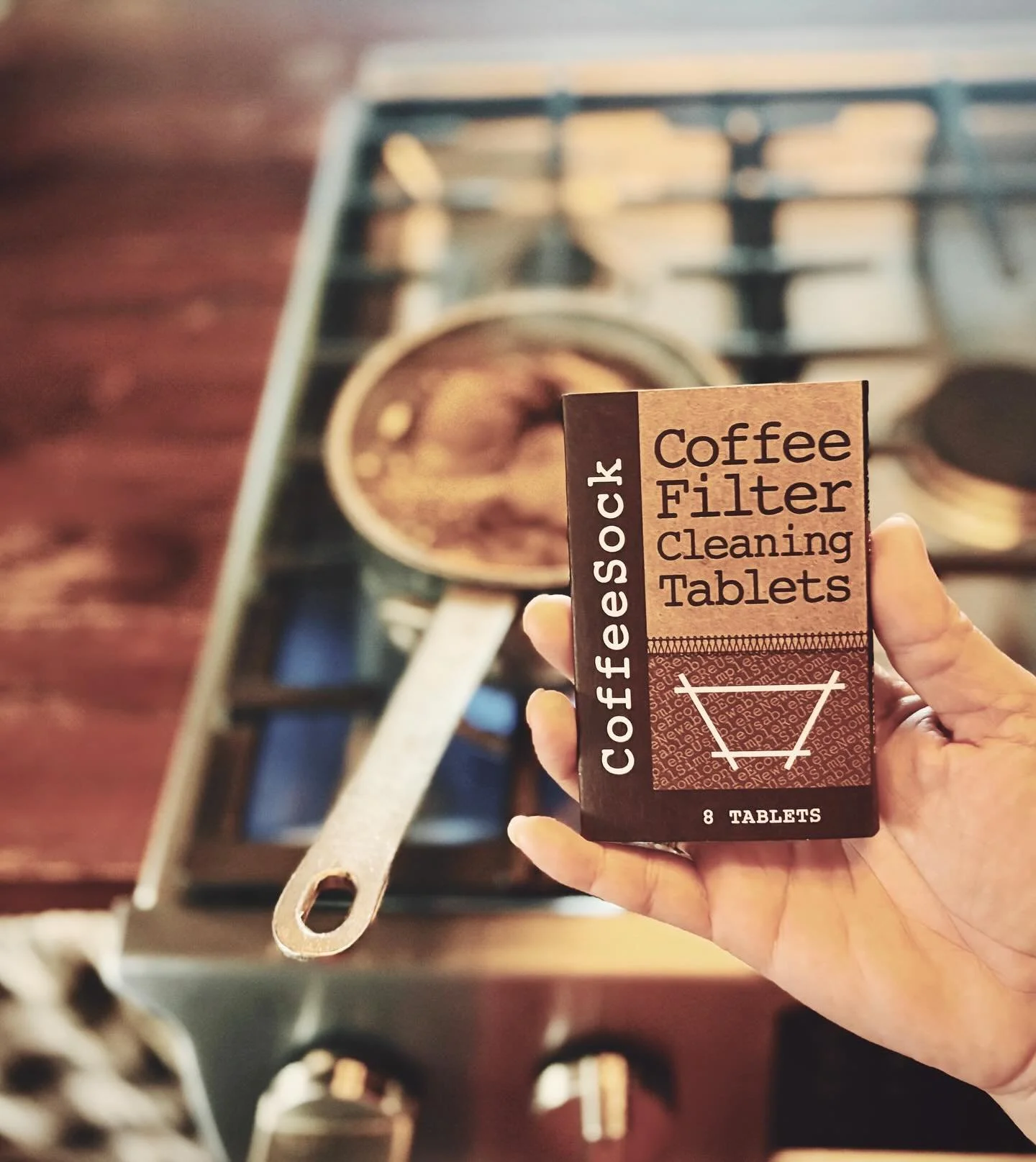 Saturday To Do List:
☑️ Make Yummy Coffee
☑️ Drink Yummy Coffee
☑️ Boil my CoffeeSock Filters 
Easy to do with our all natural cleaning tablets! 🌱 
If you notice your flow is starting to slow, pop a tablet in your monthly-ish boil to remove the oi