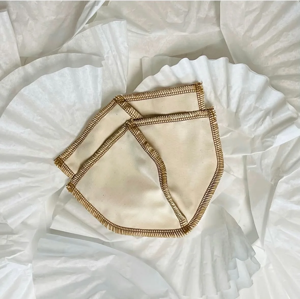 🌳New Blog: To tree or not to tree. Paper vs cotton&hellip; 
How much of what we consume began its life as a tree? Are paper products more or less sustainable than cotton? What are the real costs associated with both paper and cotton? This article do