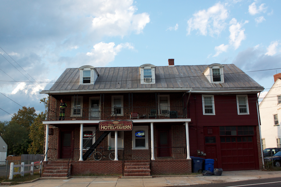 America's 10 oldest taverns — Adrian Covert