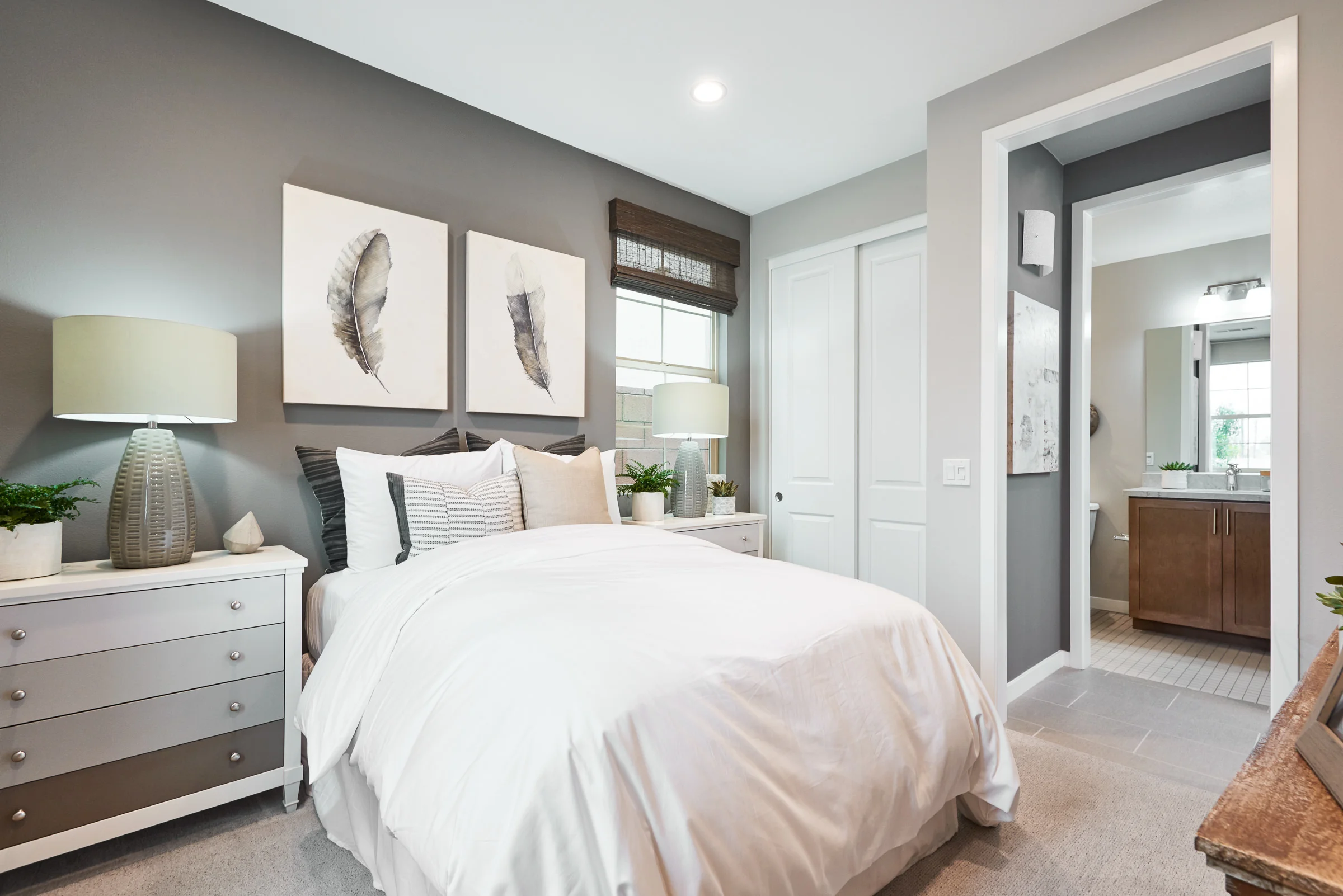 160513_Covey_1A_Bedroom_4_3.jpg